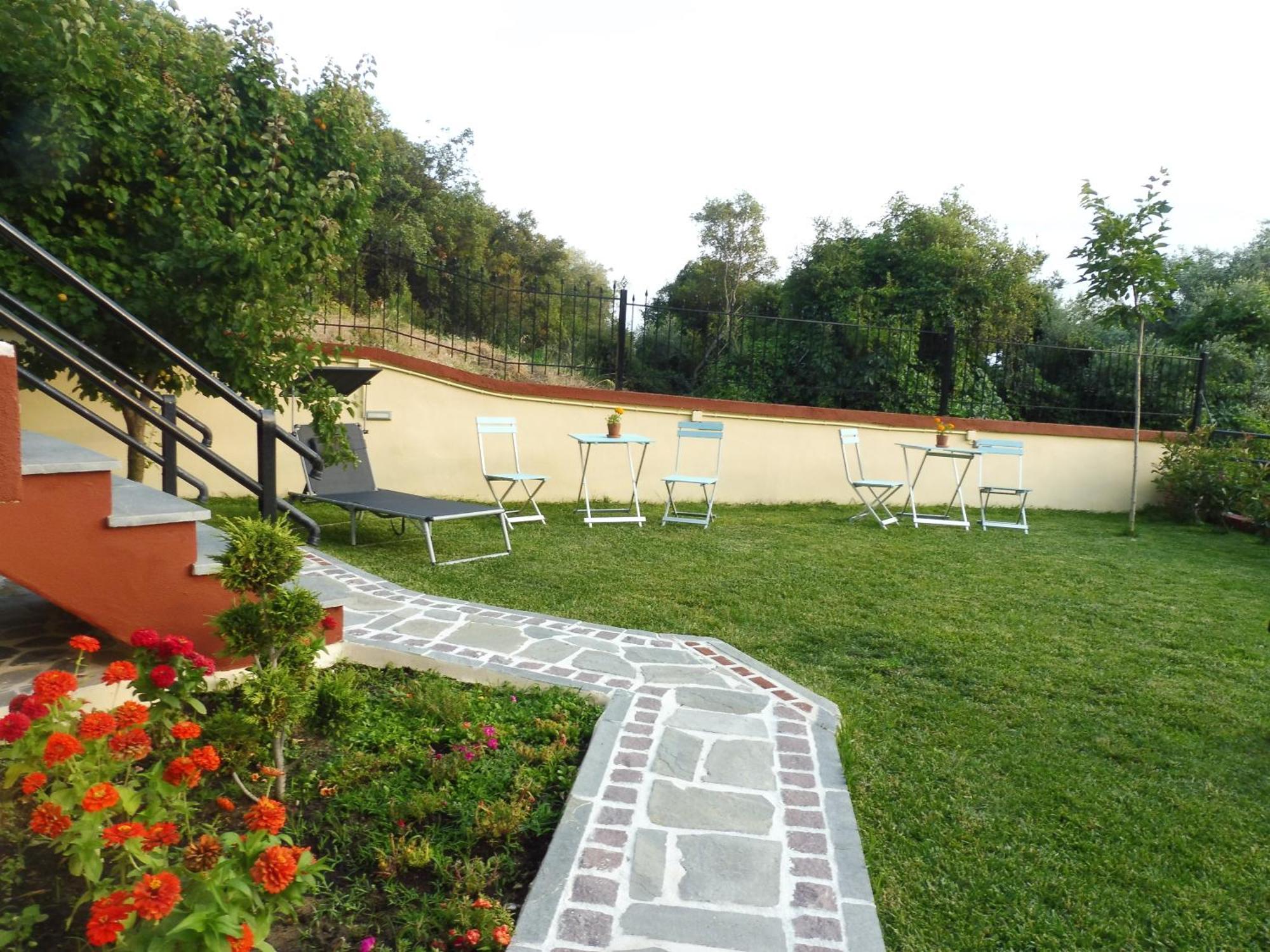 Helianthos Villa - Apartment No1 PalaiónTsiflíkion Zewnętrze zdjęcie